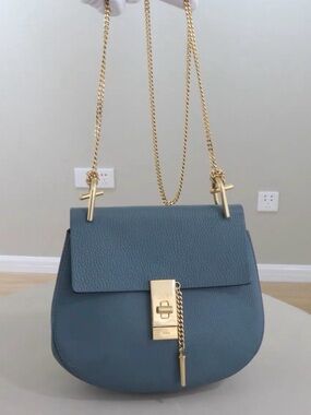🚩steal Chloe Blue Leather Shoulder Bag with Gold Hardware